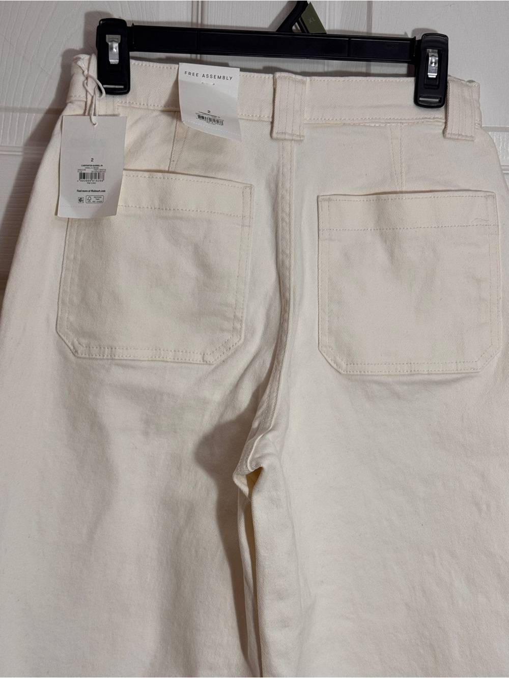 NWT Free Assembly Women's Cropped Carpenter Barrel Jeans Cream Vanilla White - Picture 6 of 6